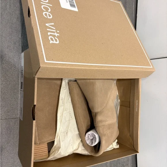 Dolce Vita Flynn Truffle Suede Knee Hogh Boots NEW - Picture 4 of 9